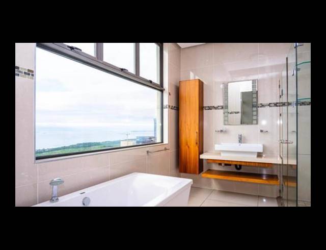 3 BEDROOM APARTMENT FOR SALE IN UMHLANGA RIDGE